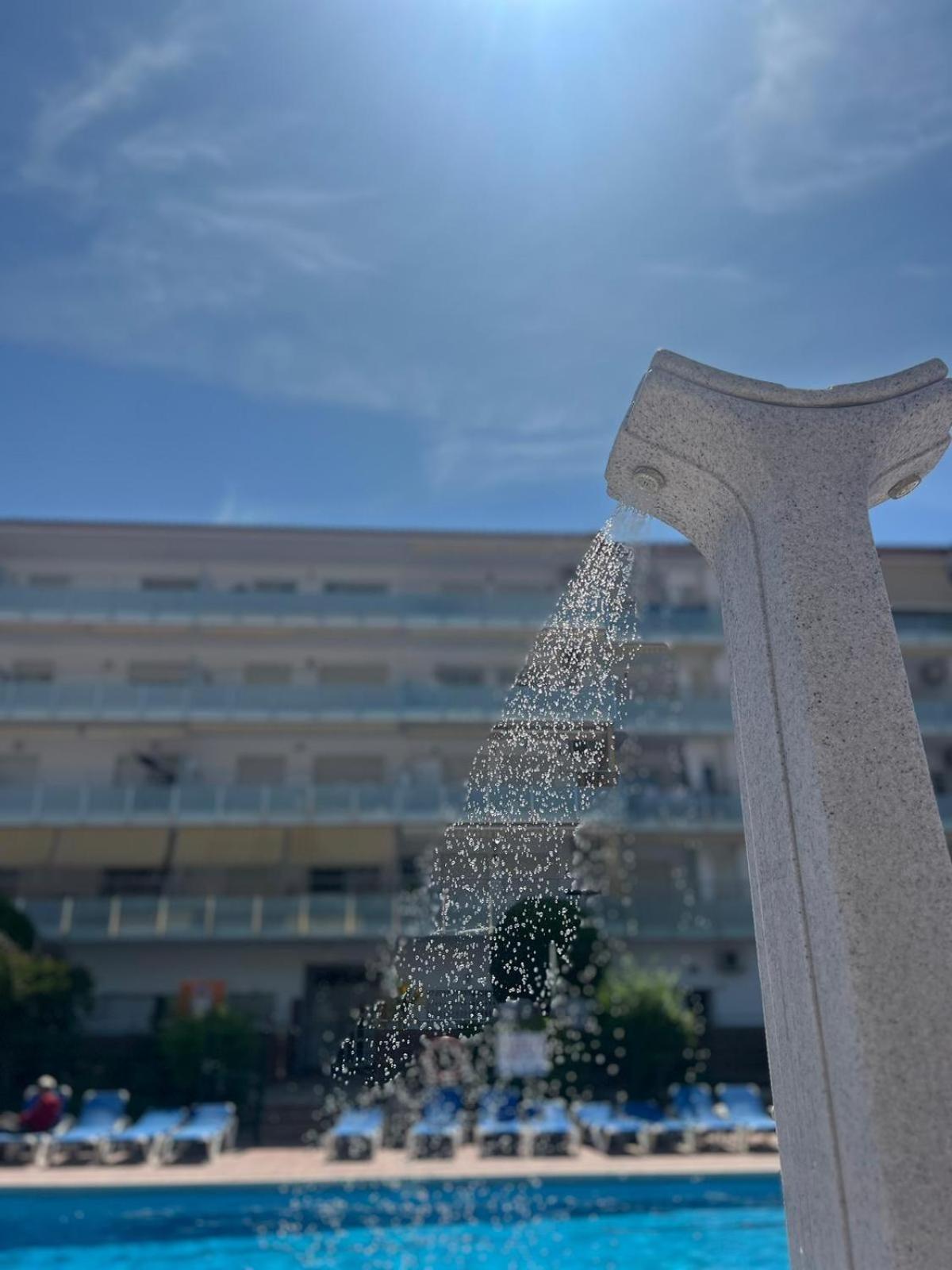 Apcostas Els Pins Lotus Apartment Blanes Bagian luar foto