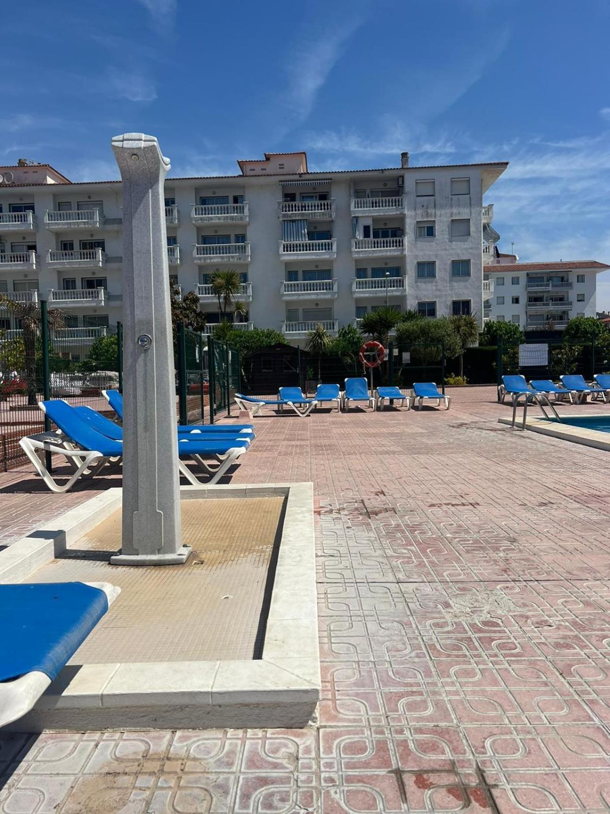 Apcostas Els Pins Lotus Apartment Blanes Bagian luar foto