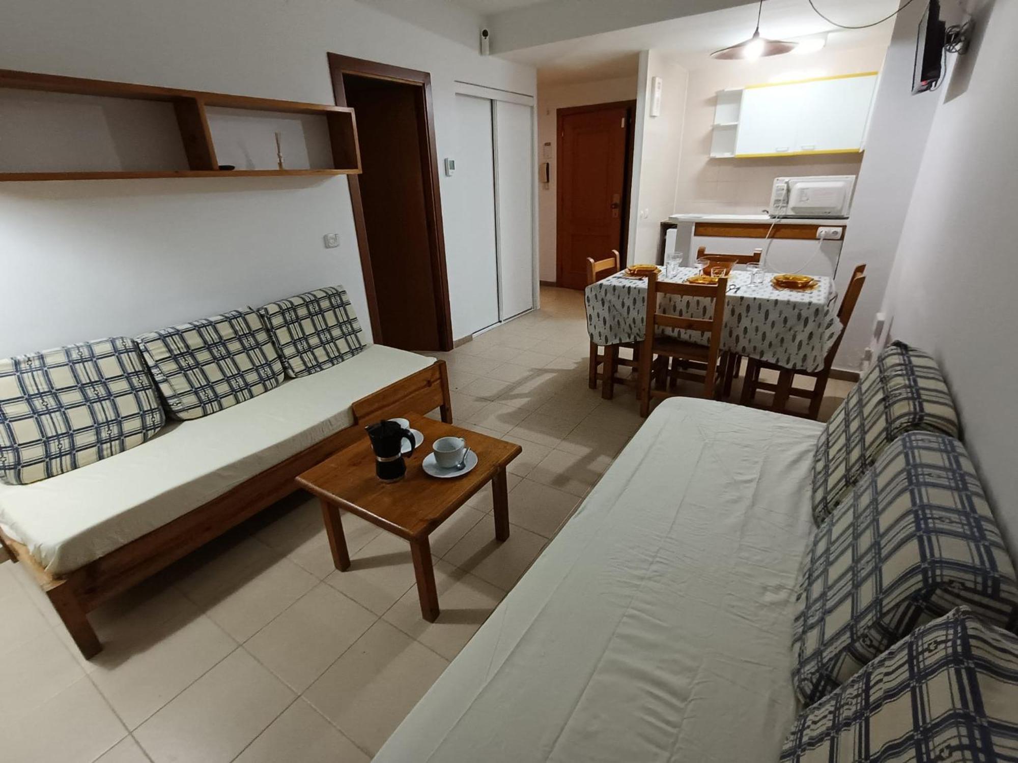 Apcostas Els Pins Lotus Apartment Blanes Bagian luar foto