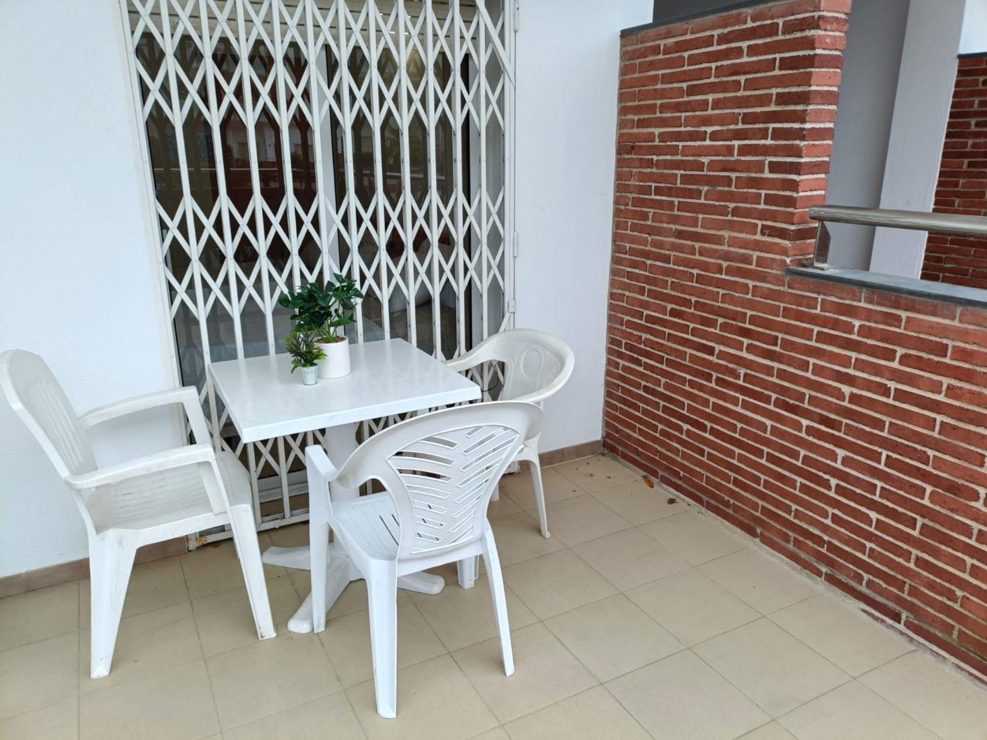 Apcostas Els Pins Lotus Apartment Blanes Bagian luar foto